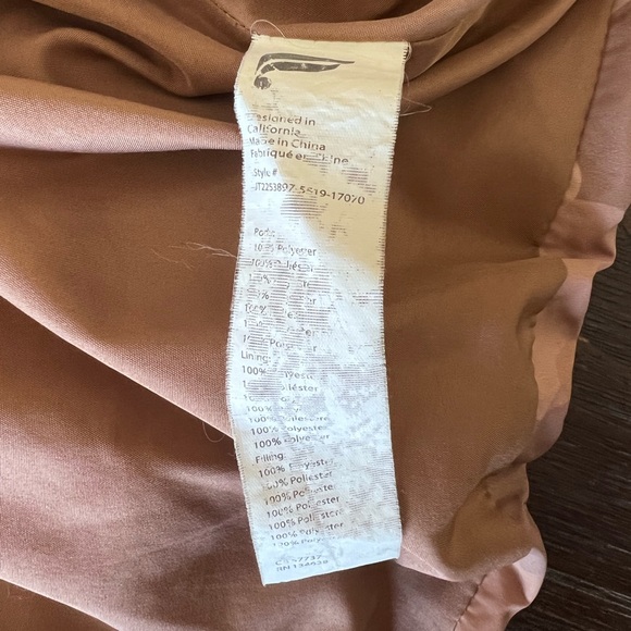 Fabletics Women's Wander Tan Camo Cropped Puffer Jacket Size XXL High Collar - Picture 5 of 16